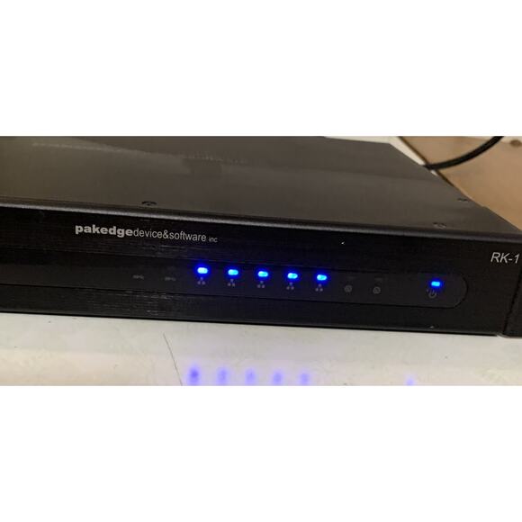 Pakedge Device and Software RK-1 Multi Media Router LAN Port Rack Ears Included - Picture 2 of 8